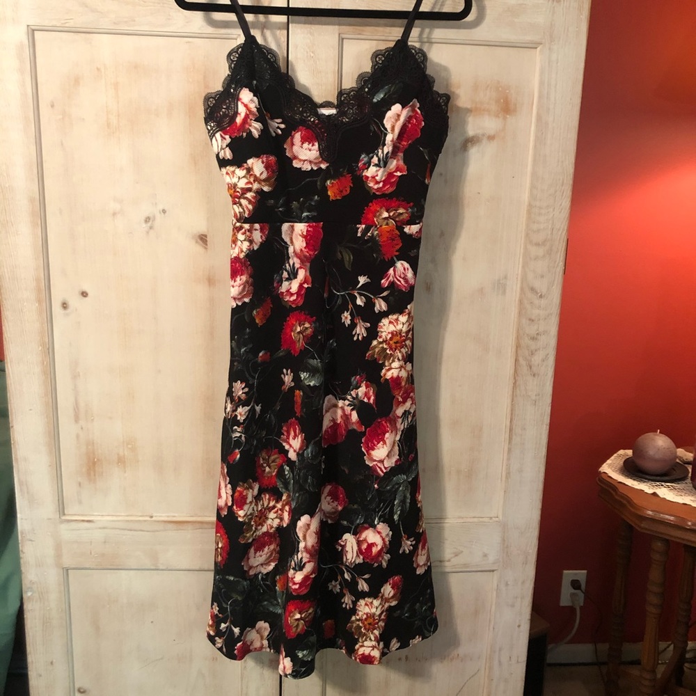 Foxiedox 👗Anthro Autumnal Floral Print Slip Dress